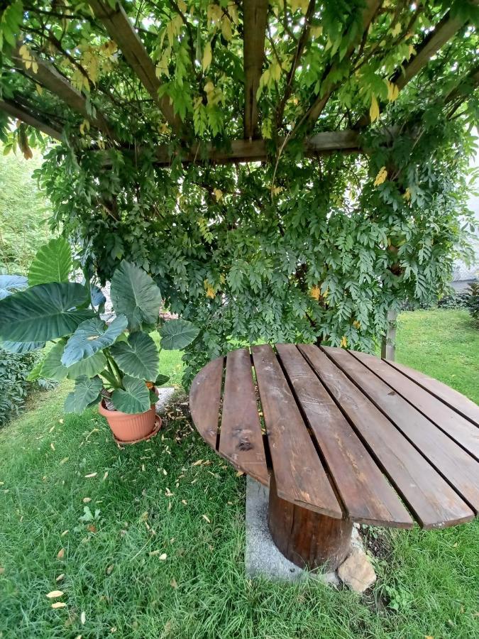 B & B Sentiero Valtellina Castello dell'Acqua Bagian luar foto